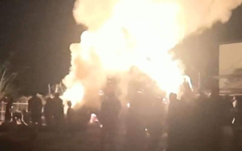 बिर्तामोड १० पत्थरभिट्टामा परालको कुनिउमा आगलागी ।