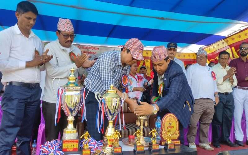 हल्दीबारी गाउँपालिका प्रथम वडाध्यक्ष कप नकआउट फुटबल प्रतियोगिताको उद्घाटन कार्यक्रम सम्पन्न ।