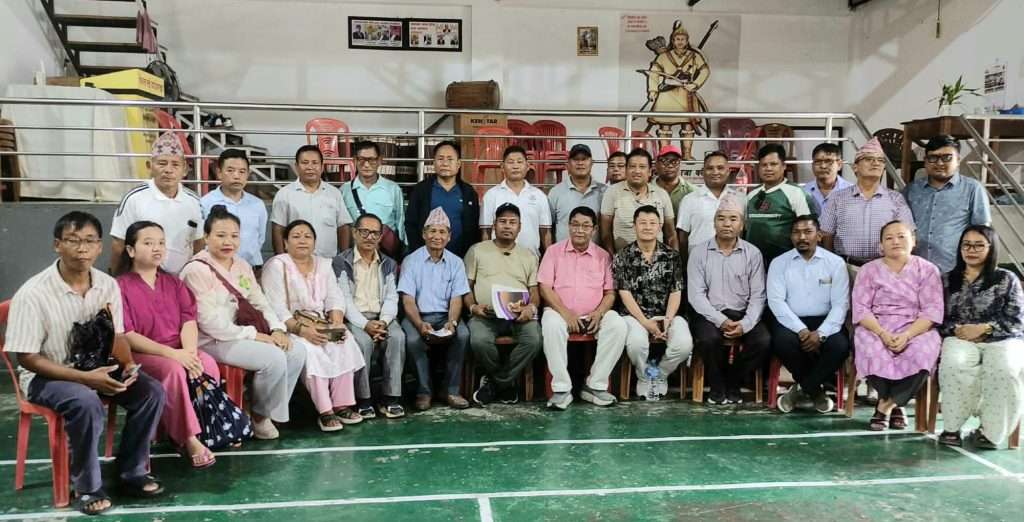 नेपाल आदिवासी जनजाति महासंघ बिर्तामोडको एक दिने प्रशिक्षण कार्यक्रम सम्पन्न ।