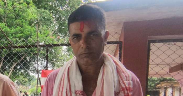 बिर्तामोड-९ मा नेपाली कांग्रेस वडा सभापतिमा पुन: बासु अधिकारी निर्वाचित ।